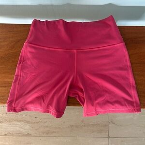 Lululemon Align 6” shorts